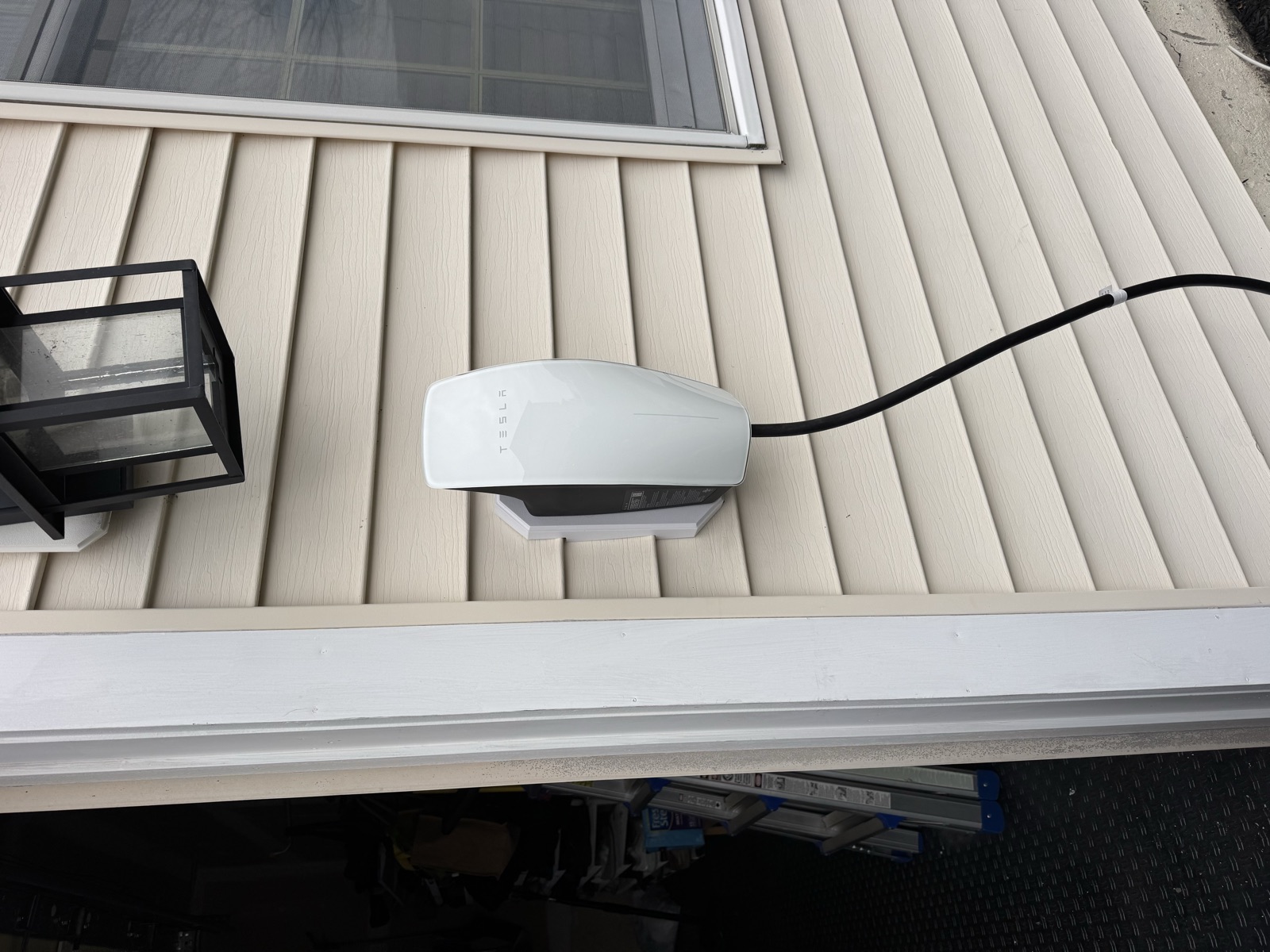 💰 How Much Does an EV Charger Installation Really Cost? (What Affects the Price)